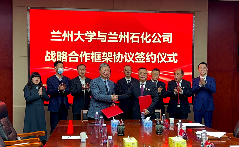 學(xué)校領(lǐng)導(dǎo)走訪相關(guān)單位及合作企業(yè)